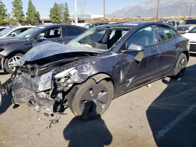 Tesla Model 3 (2022)
