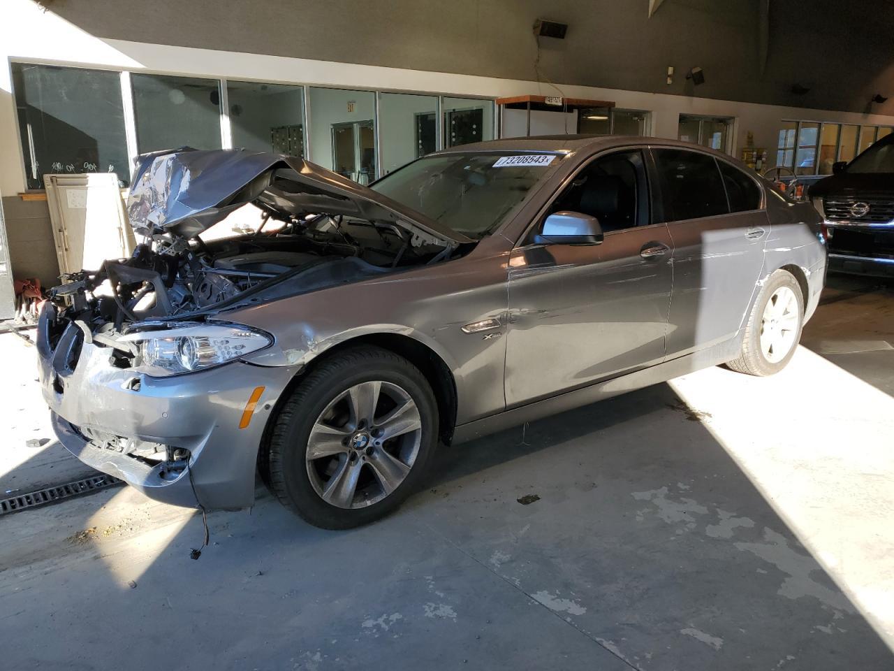 Bmw 528 xi (2012)