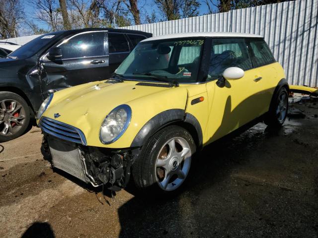 Mini Cooper (2005)