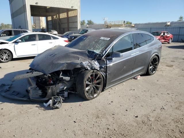 Tesla Model x (2020)