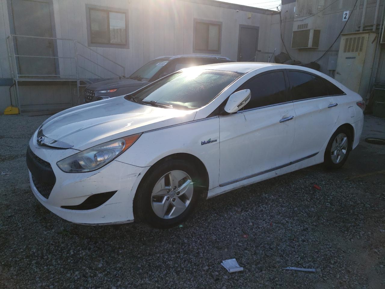 Hyundai Sonata hyb (2012)