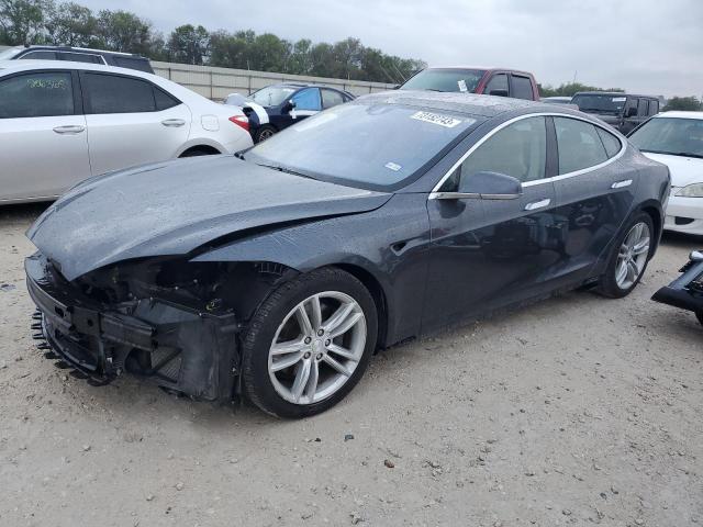 Tesla Model s (2015)
