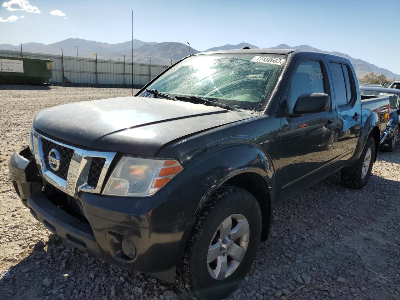 Nissan Frontier s (2013)