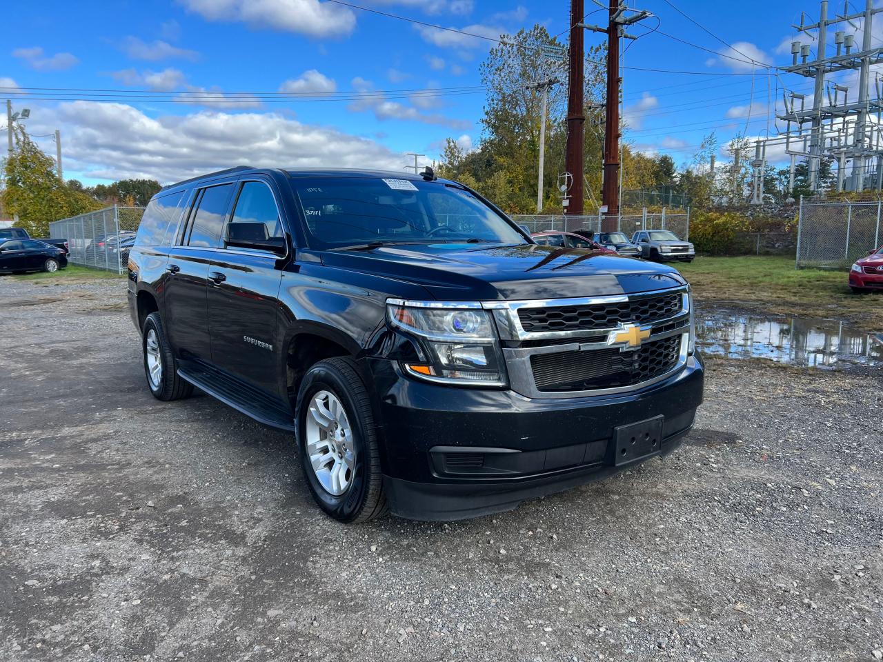 Chevrolet Suburban (2016)