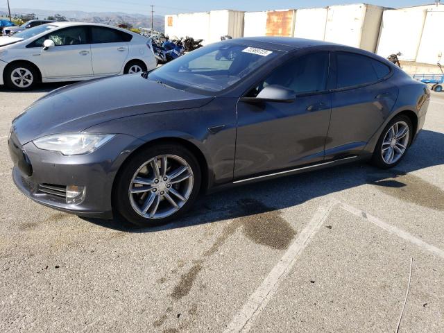 Tesla Model s (2015)