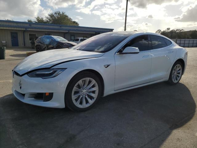 Tesla Model s (2016)