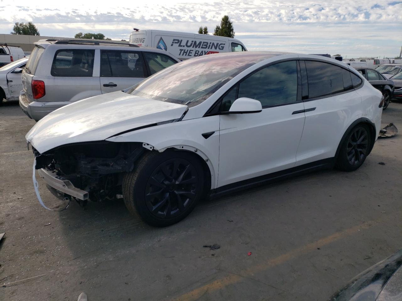 Tesla Model x (2023)