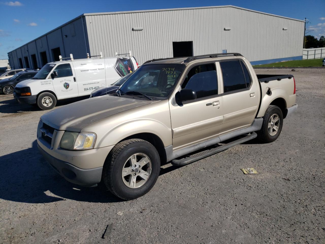 Ford Explorer s (2005)