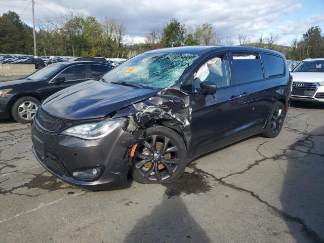 Chrysler Pacifica (2019)