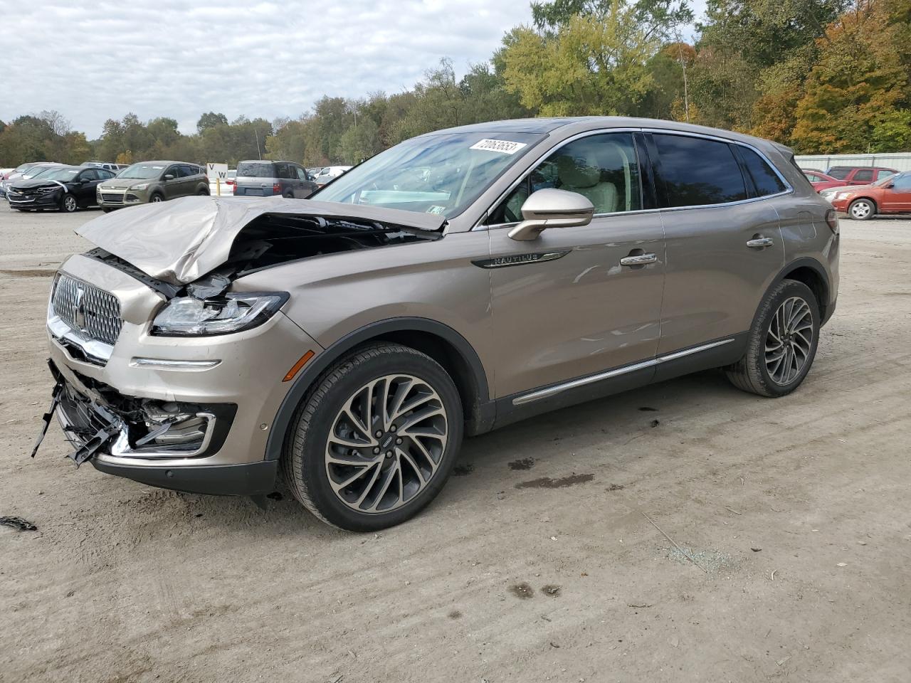 Lincoln Nautilus r (2020)
