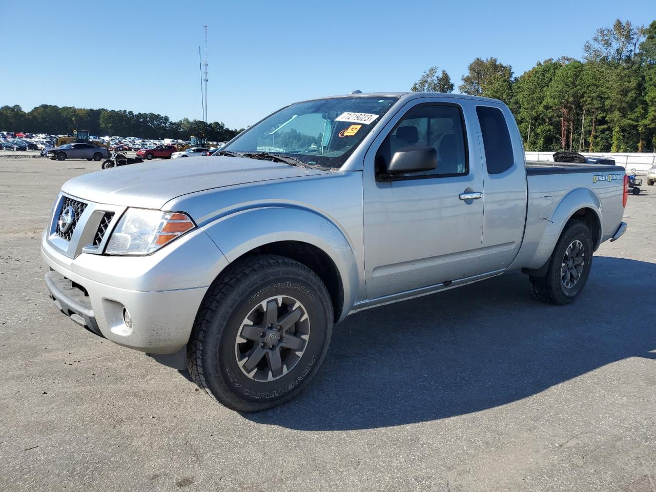 Nissan Frontier s (2016)