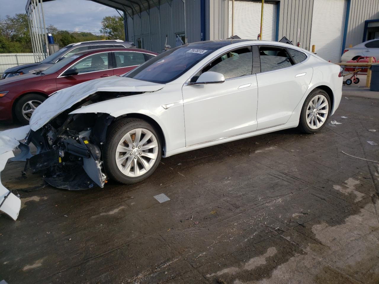 Tesla Model s (2016)