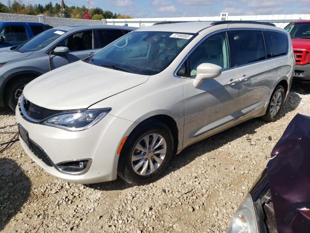 Chrysler Pacifica (2017)