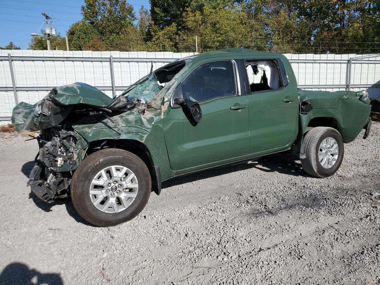 Nissan Frontier s (2022)