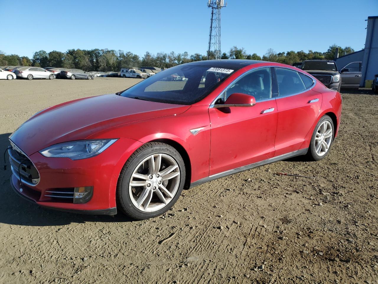 Tesla Model s 85 (2015)