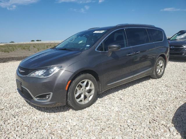 Chrysler Pacifica (2017)