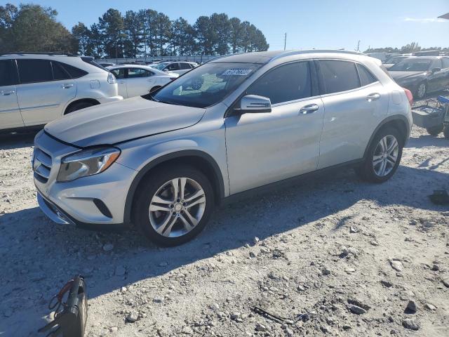 Mercedes-benz Gla-class (2016)