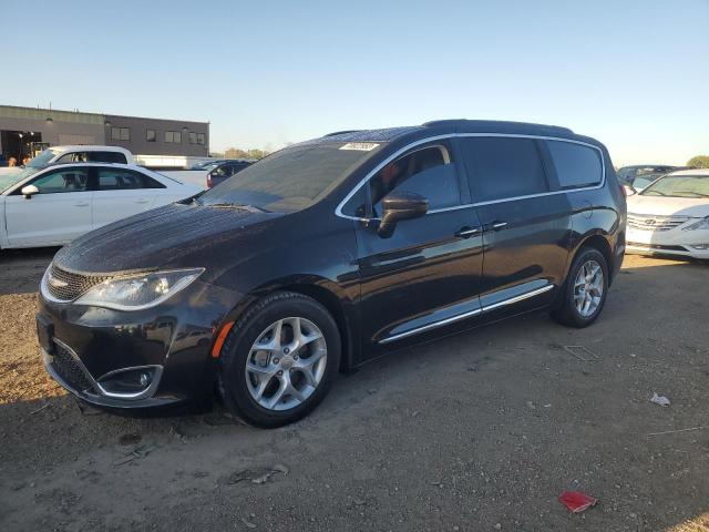 Chrysler Pacifica (2017)
