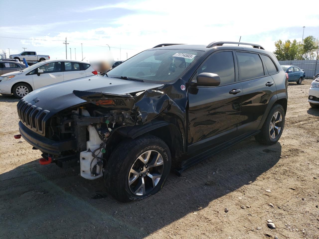 Jeep Cherokee t (2016)