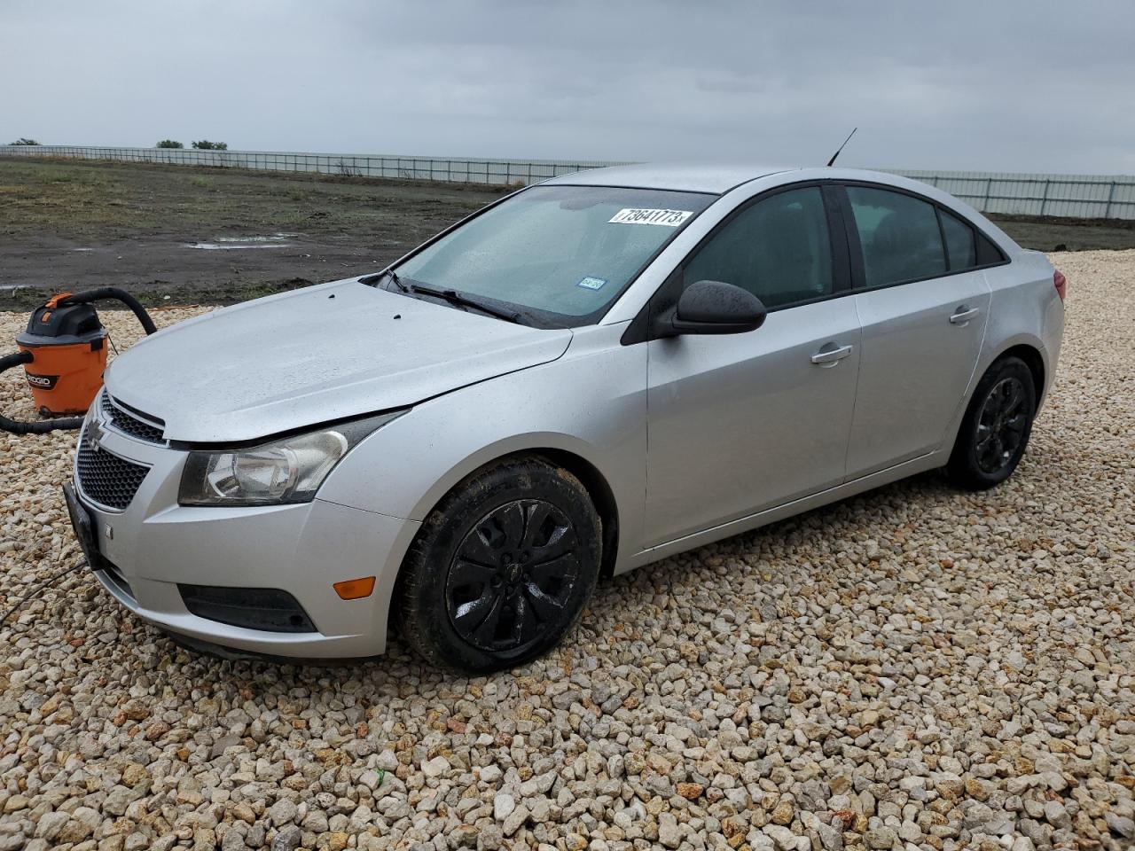 Chevrolet Cruze ls (2013)