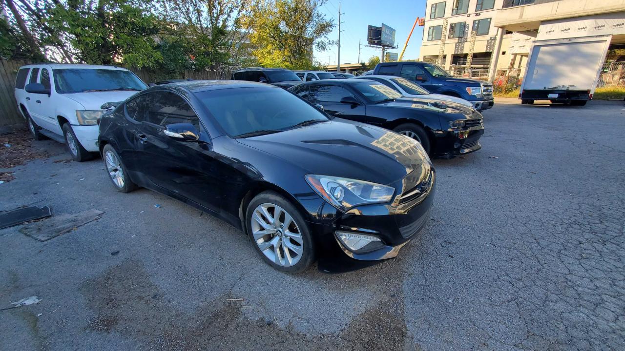Hyundai Genesis co (2015)