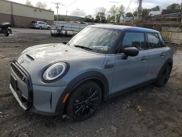 Mini Cooper (2023)