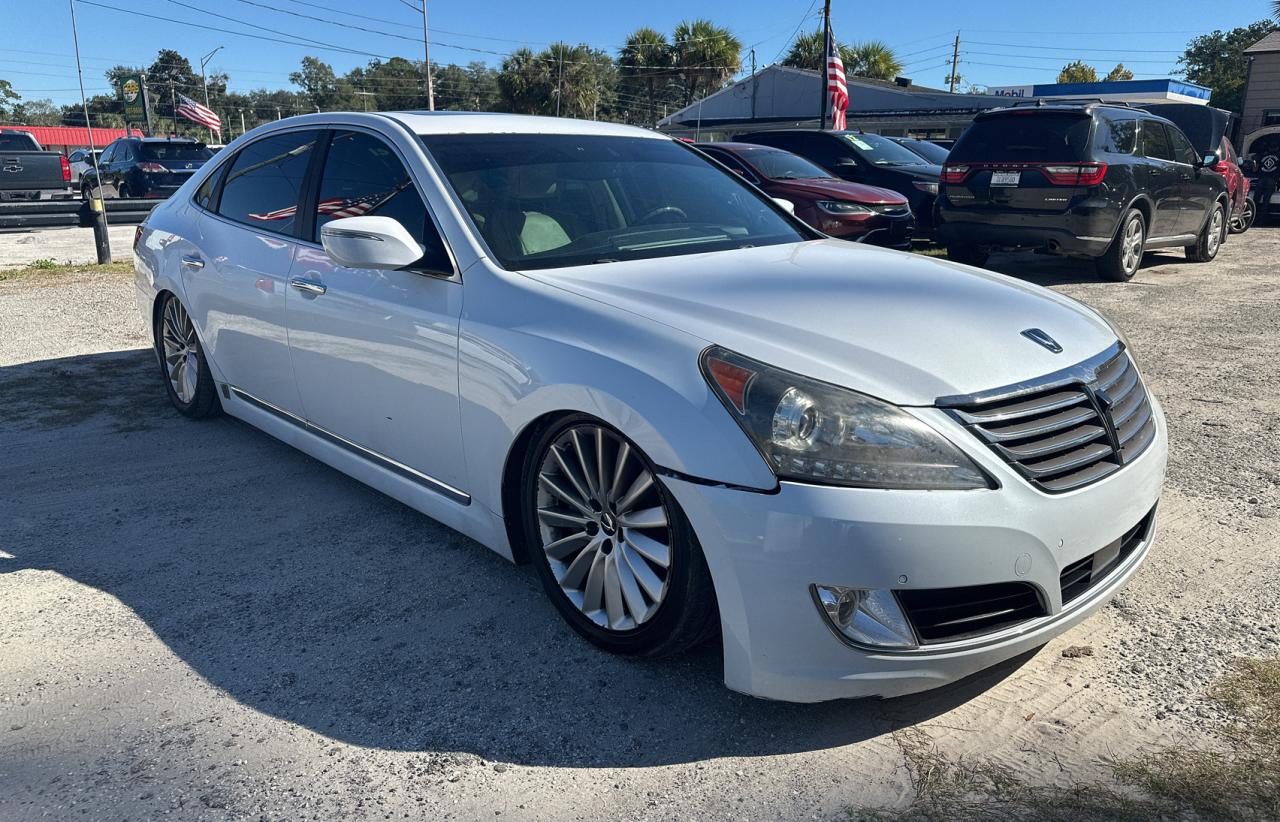 Hyundai Equus sign (2016)