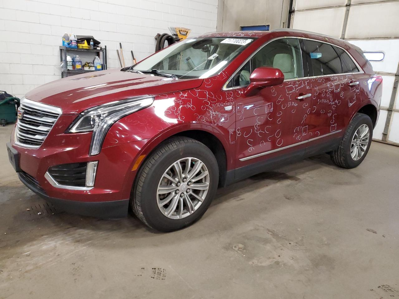 Cadillac Xt5 luxury (2017)