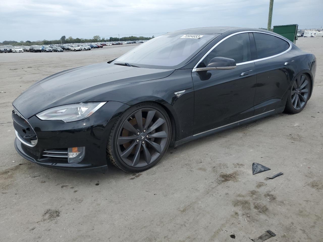 Tesla Model s (2013)