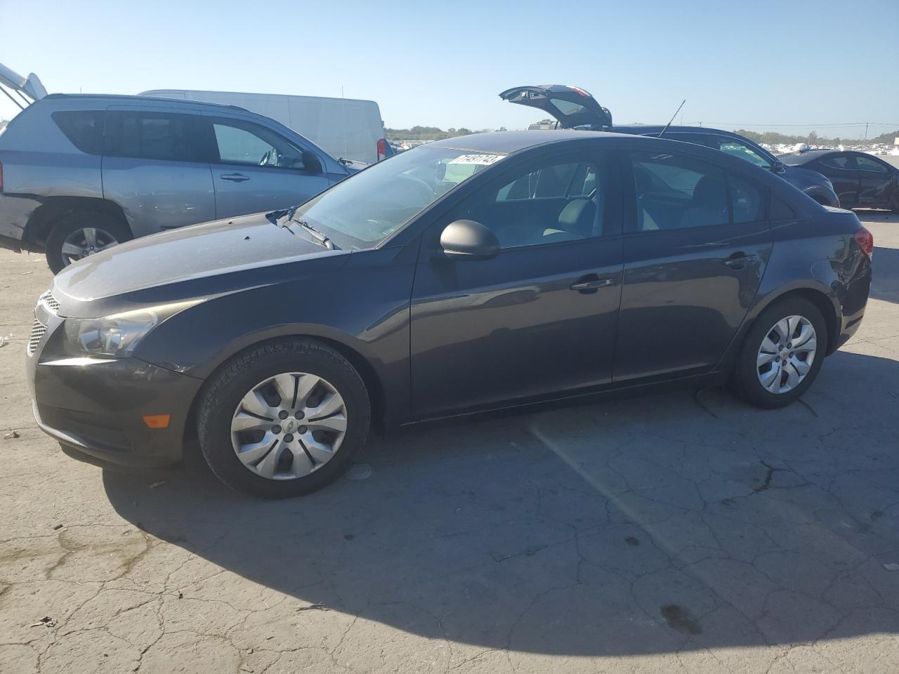 Chevrolet Cruze ls (2014)