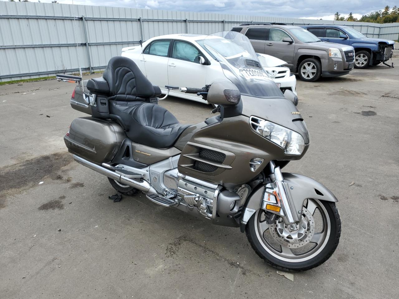 Honda Legend (2004)