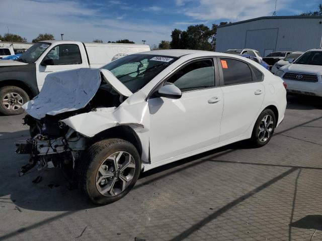 Kia Forte fe (2019)