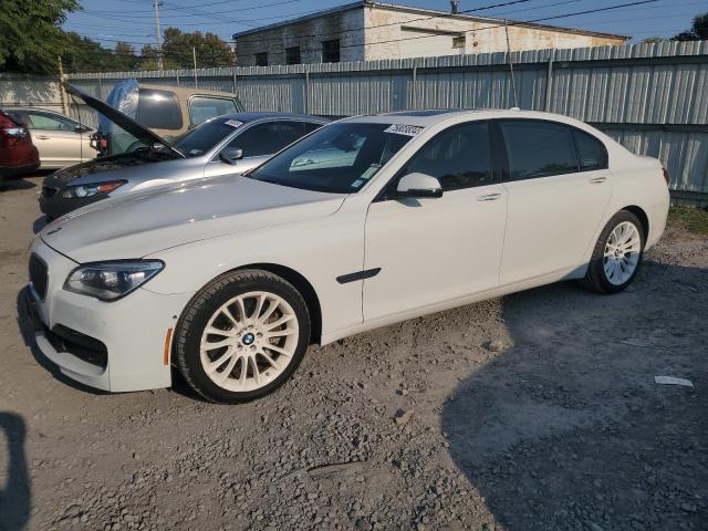 Bmw 750 lxi (2015)