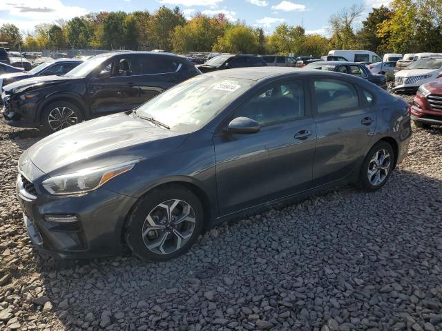 Kia Forte fe (2020)