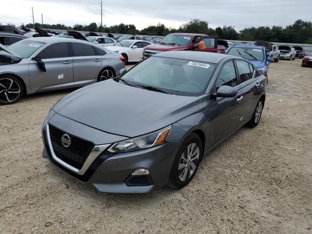 Nissan Altima s (2019)