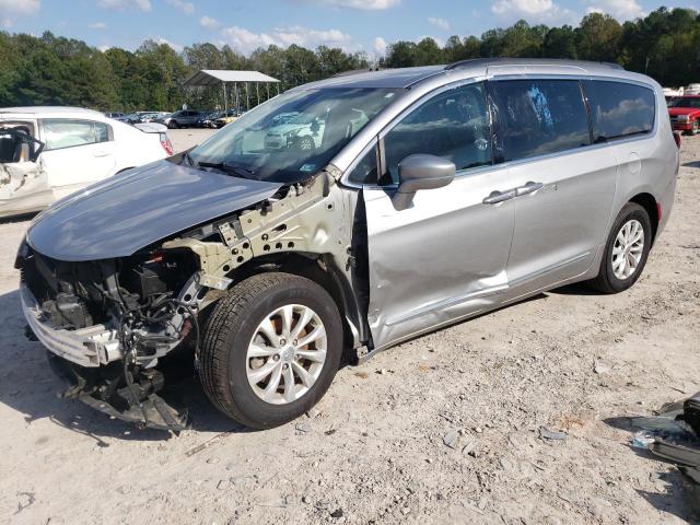 Chrysler Pacifica t (2017)