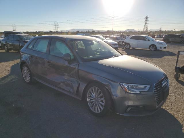 Audi A3 e-tron (2017)