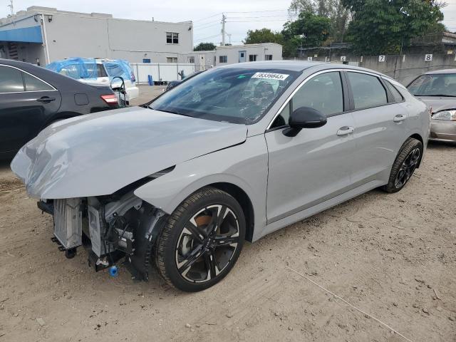 Kia K5 (2023)