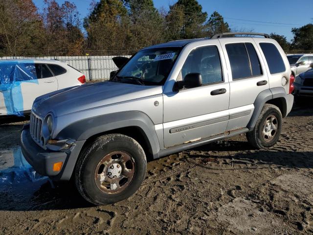 Jeep Liberty (2005)
