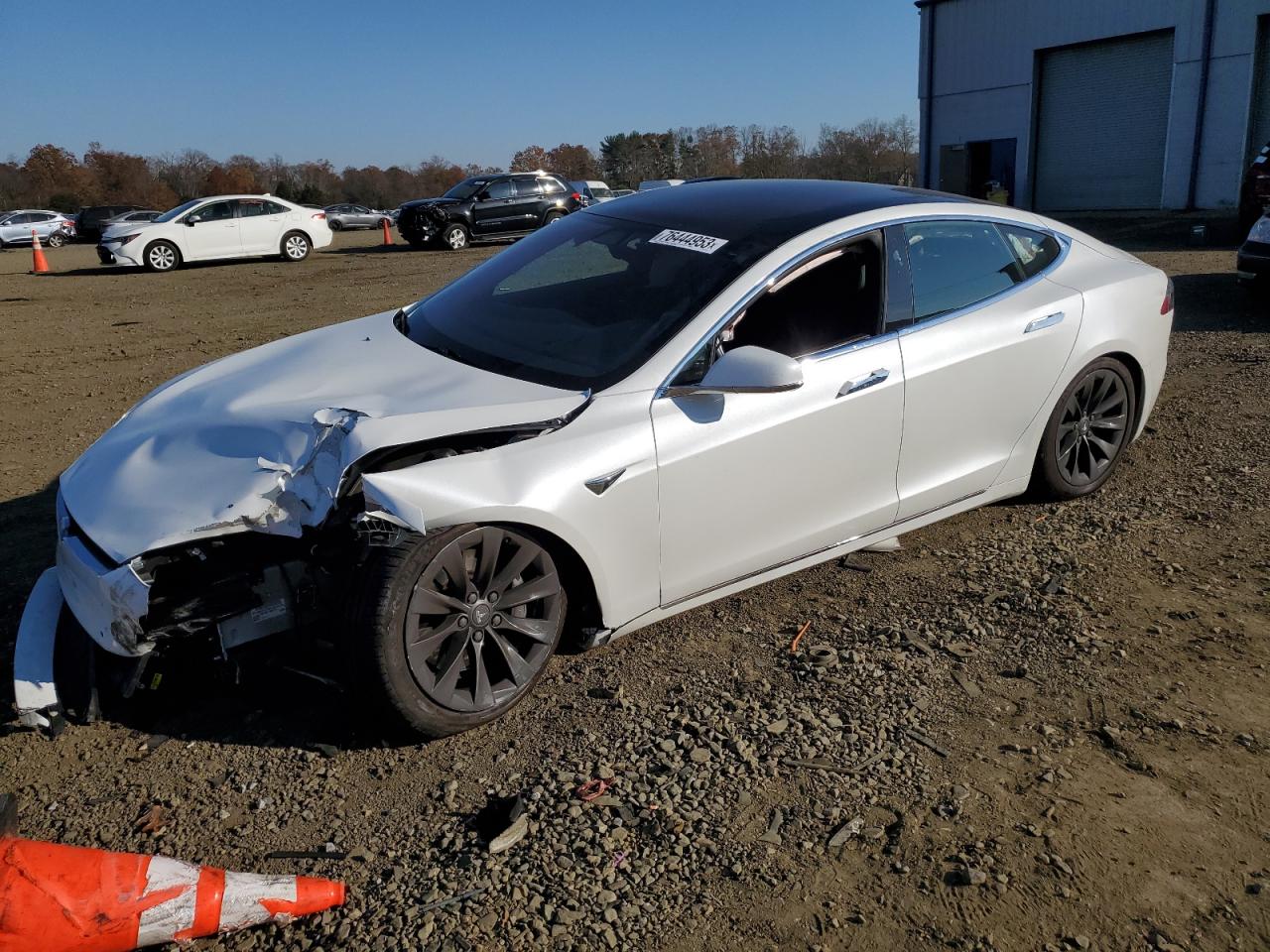 Tesla Model s (2019)