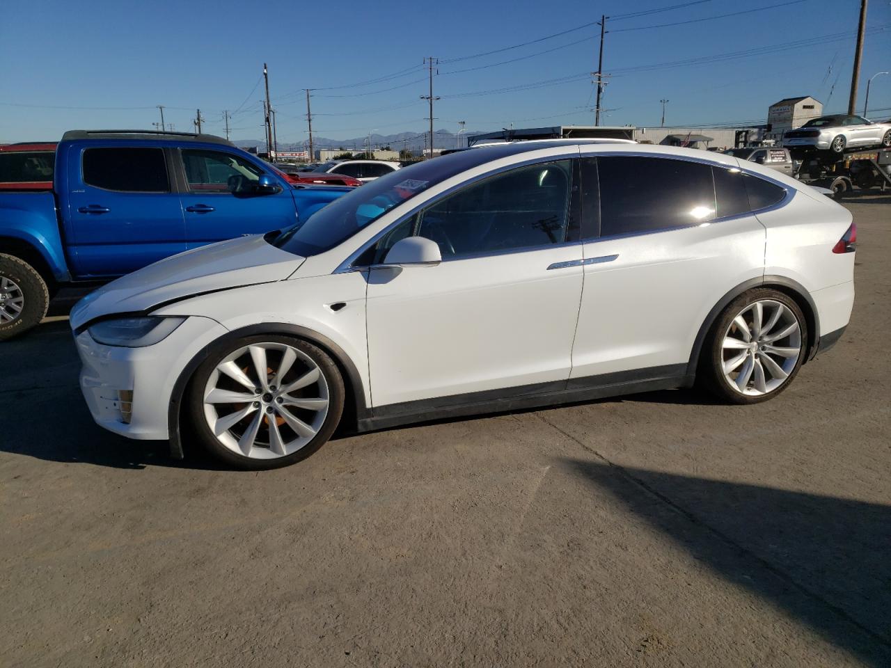 Tesla Model x (2017)