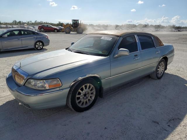 Lincoln Towncar (2007)