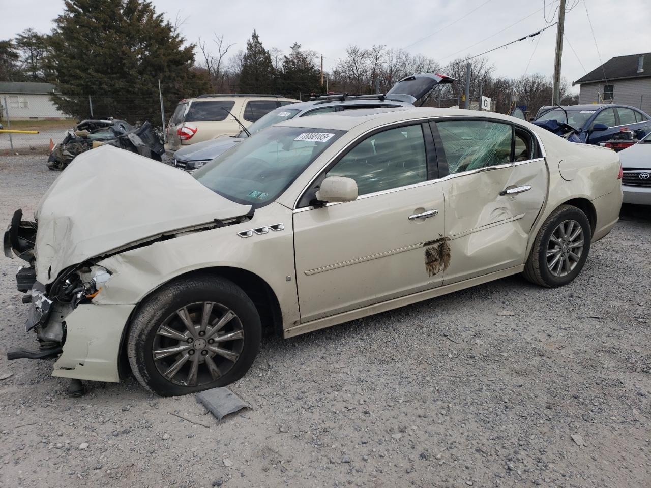 Buick Lucerne (2010)