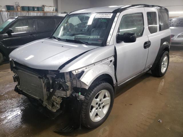 Honda Element (2004)