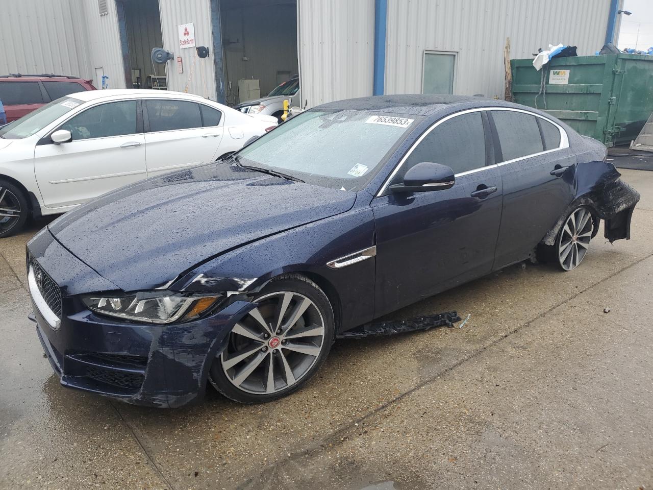 Jaguar Xe (2017)