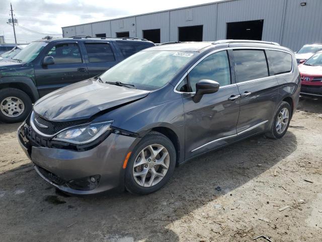Chrysler Pacifica (2017)