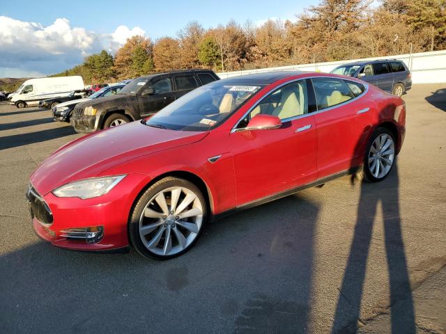 Tesla Model s (2013)