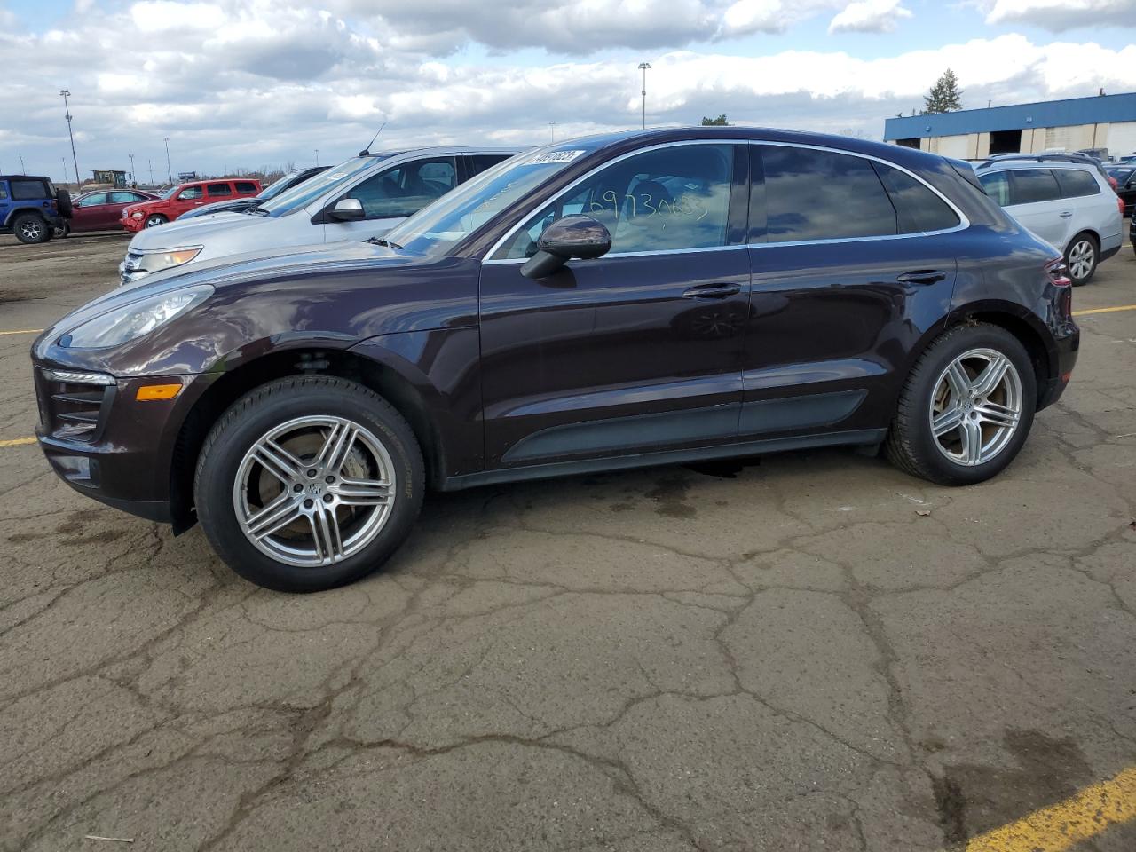 Porsche Macan (2015)