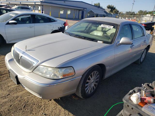 Lincoln Towncar (2000)