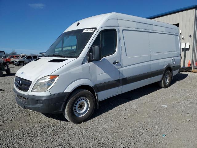 Mercedes-benz Sprinter (2011)